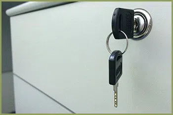 Jacksonville Lock And Locksmith Jacksonville, FL 904-531-3130 - Unlocking-File-Cabinet