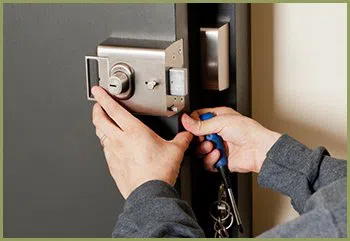 Jacksonville Lock And Locksmith Jacksonville, FL 904-531-3130 - change-locks-ervice